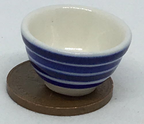 1:12 Scale 2 White Octagonal Ceramic Plates 3.3cm Tumdee Dolls House Food W54 