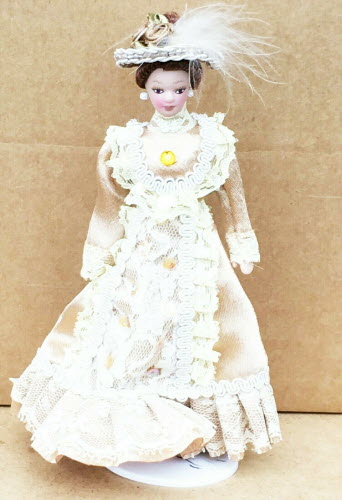 1:12 Scale Victorian Lady In A Blue Dress Tumdee Dolls House Miniature Doll E 