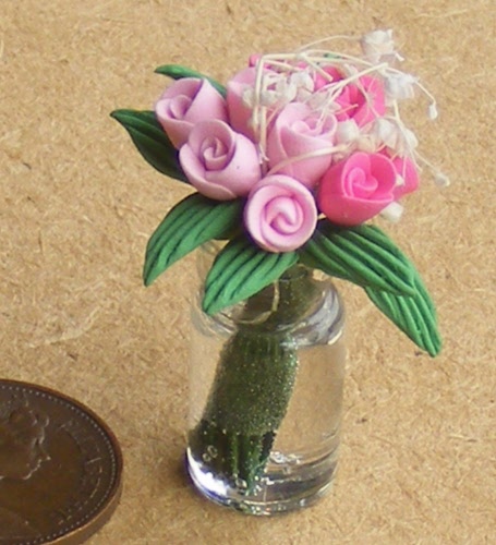 1:12 Scale Mixed Hand Painted Ceramic Flowers In A Vase Tumdee Dolls House ML21 