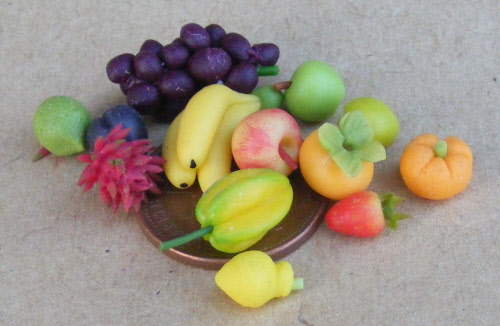 1:12 Scale Mixed Fruit Selection In A Wooden Box Tumdee Dolls House Food F2 