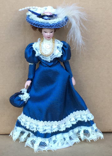 DOLLS HOUSE DOLL 1/12 VICTORIAN/EDWARDIAN LADY IN BEIGE/GOLD SATIN GOWN 