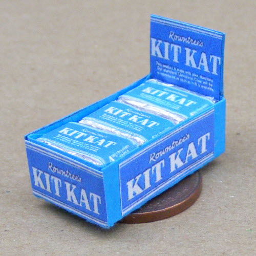 1:12 Scale 4 Empty Kit Kat Bar Packets Tumdee Dolls House Miniature Sweet Shop 