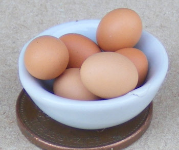 Loose Eggs In Tray Dolls House Miniature Food Miniatures 