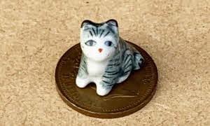 1:12 Scale Ceramic Stripe Kitten Accessory Cat Pet Tumdee Dolls House Ornament M 