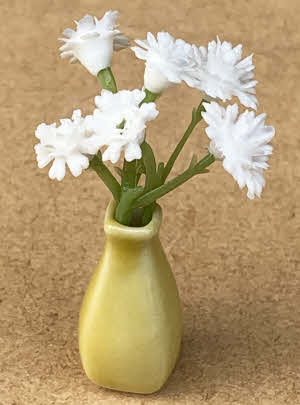 1:12 Scale Flowers In A Cream Ceramic Vase With Red Flowers Tumdee Dolls House 